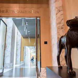 ritz-carlton-difc.sharjah-hotels.com/
