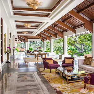 laguna-resort.ubudhotelsnow.com/