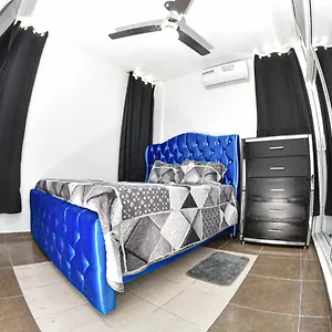 https://las-carreras-centro-d-la-ciudad.comcaribbean.com